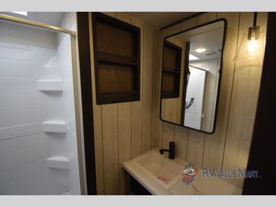 2025 Forest River RV Cherokee Arctic Wolf - Photo 29