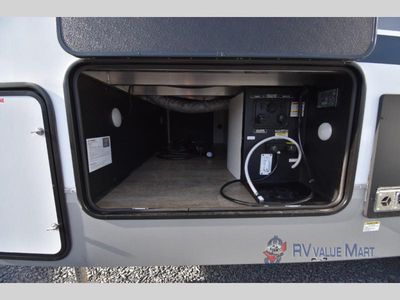 2025 Forest River RV Cherokee Arctic Wolf - Photo 41