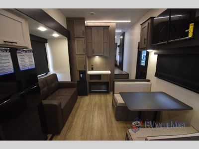 2025 Forest River RV Cherokee Arctic Wolf - Photo 23