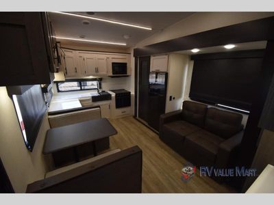 2025 Forest River RV Cherokee Arctic Wolf - Photo 35
