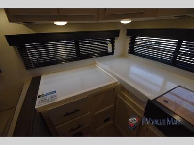 2025 Forest River RV Cherokee Arctic Wolf - Photo 19