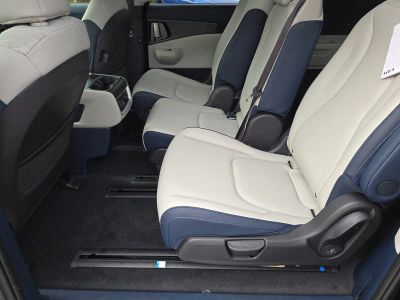 2026 Kia Carnival Hybrid — photo 18 view