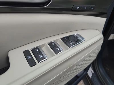 2026 Kia Carnival Hybrid — photo 22 view