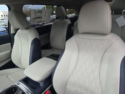 2026 Kia Carnival Hybrid — photo 24 view