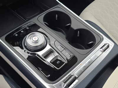 2026 Kia Carnival Hybrid — photo 30 view