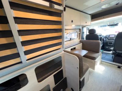 2027 Winnebago SOLIS POCKET — photo 12 view