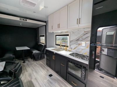 2026 IROK Trailers IROK LUXE - Photo 8