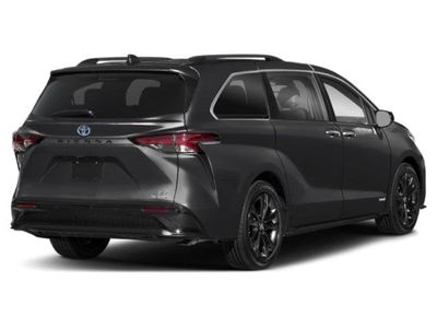 2024 Toyota Sienna XSE - Photo 3