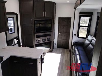2025 Keystone RV Fuzion Impact Edition - Photo 17