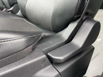 2025 Ford Transit-350 - Photo 17
