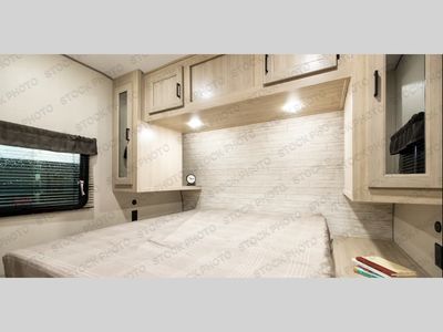 2026 Coachmen Catalina Legacy Edition - Photo 6