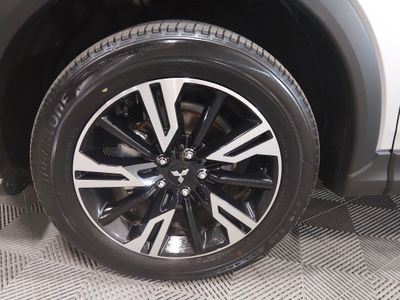 2025 Mitsubishi Eclipse Cross - Photo 10