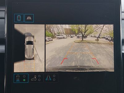 2024 GMC Acadia - Photo 16