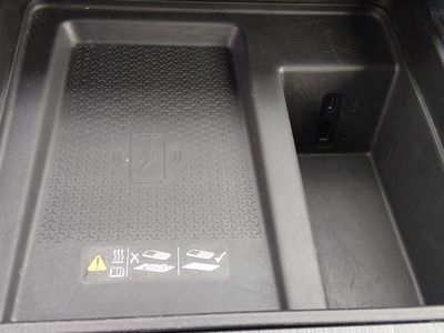 2024 GMC Acadia - Photo 19