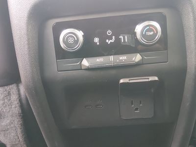 2024 GMC Acadia - Photo 20
