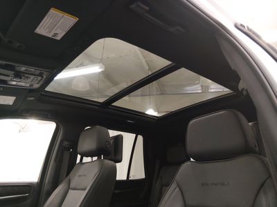 2024 GMC Yukon - Photo 22