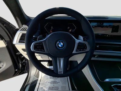 2026 BMW X5 — photo 40 view