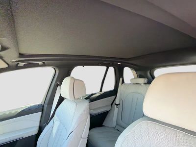 2026 BMW X5 — photo 27 view