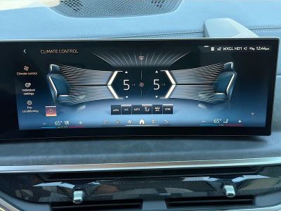 2026 BMW X5 — photo 35 view