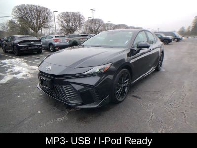2025 Toyota Camry SE - Photo 8