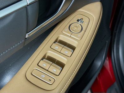 2025 Hyundai Sonata Hybrid — photo 18 view