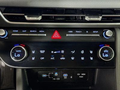 2025 Hyundai Sonata Hybrid — photo 16 view
