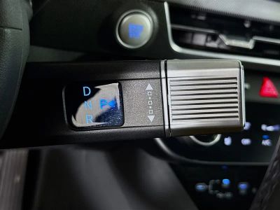 2025 Hyundai Sonata Hybrid — photo 17 view