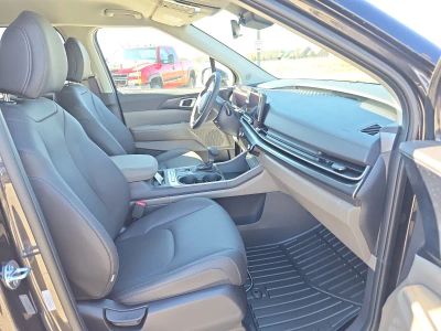 2026 Kia Carnival — photo 15 view