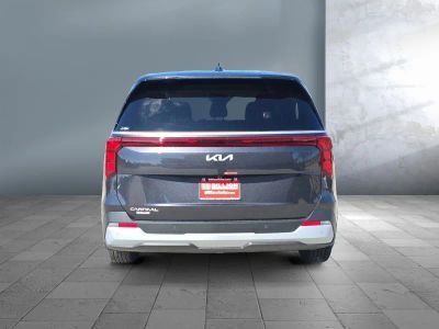 2026 Kia Carnival — detail view