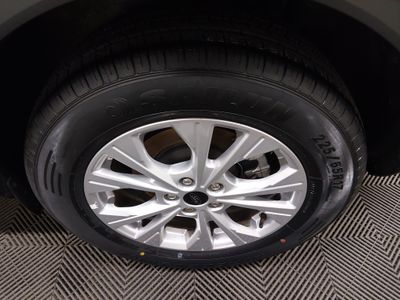 2025 Ford Escape — photo 10 view