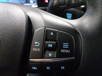 2025 Ford Escape — photo 18 view