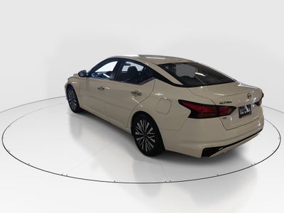 2025 Nissan Altima - Photo 5