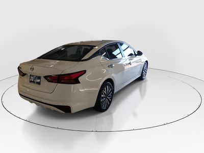 2025 Nissan Altima - Photo 7