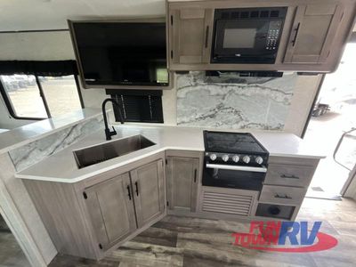 2023 CrossRoads RV Sunset Trail - Photo 19