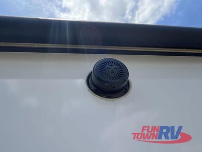 2023 CrossRoads RV Sunset Trail - Photo 14