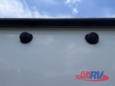 2023 CrossRoads RV Sunset Trail - Photo 8