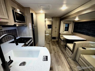 2026 Coachmen Catalina Legacy Edition - Photo 4