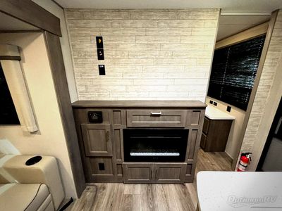 2026 Coachmen Catalina Legacy Edition - Photo 13