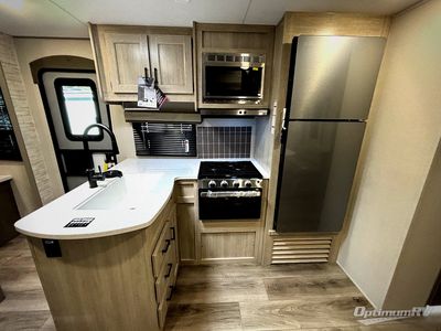 2026 Coachmen Catalina Legacy Edition - Photo 6