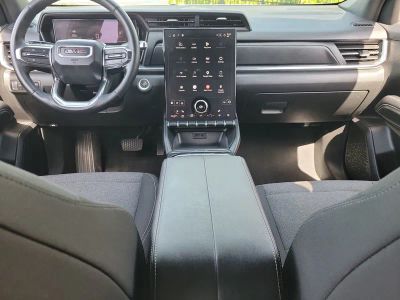 2025 GMC Terrain — photo 14 view