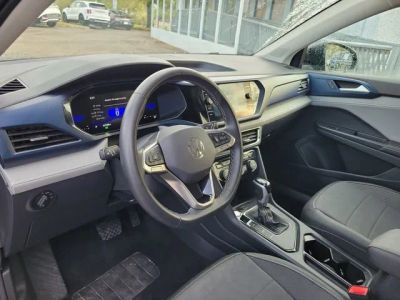 2024 Volkswagen Taos — photo 12 view