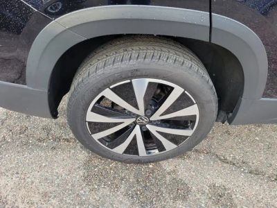 2024 Volkswagen Taos — photo 7 view