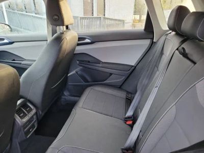 2024 Volkswagen Taos — photo 28 view