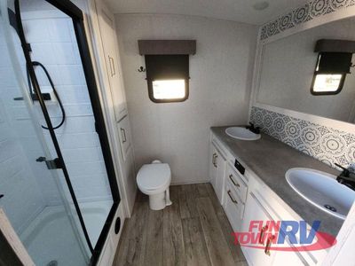 2023 Dutchmen RV Astoria - Photo 7