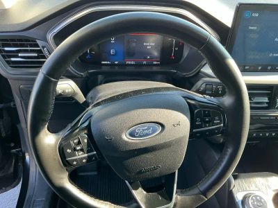 2025 Ford Escape — photo 12 view