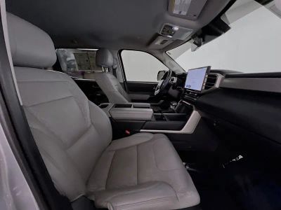 2024 Toyota Tundra — photo 28 view