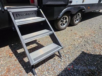 2025 Palomino SolAire - Photo 10