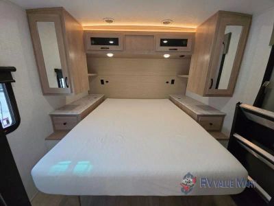 2025 Palomino SolAire - Photo 24