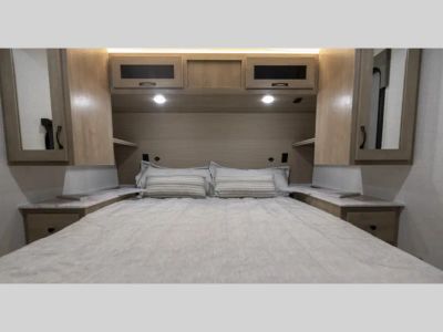 2025 Palomino SolAire - Photo 37