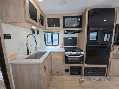 2025 Palomino SolAire - Photo 18